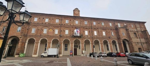 5 rooms Apartment in Chivasso, Italy No. 133387 39