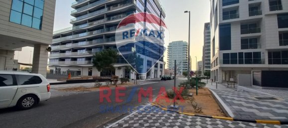 Офис 651м² в Al Raha Beach, ОАЭ № 40513 10