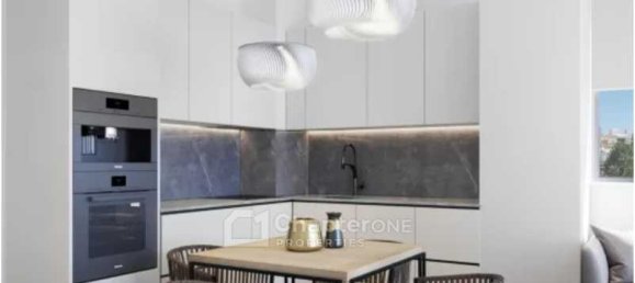 3 bedrooms Penthouse in Limassol, Cyprus No. 21260 2