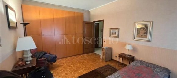 5 rooms Apartment in Rome, Italy No. 161109 8