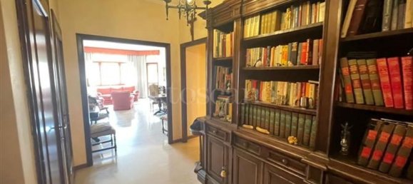 5 rooms Apartment in Rome, Italy No. 161109 22