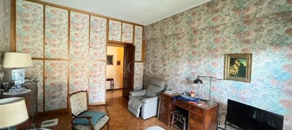 5 rooms Apartment in Rome, Italy No. 161109 13