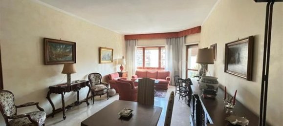 5 rooms Apartment in Rome, Italy No. 161109 5