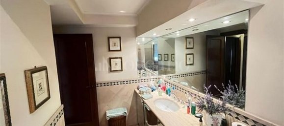 5 rooms Apartment in Rome, Italy No. 161109 20