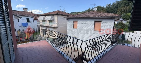 Дом с 5 комнатами в Барга, Италия № 340948 30