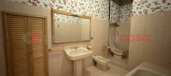 Дом с 5 комнатами в Барга, Италия № 340948 27