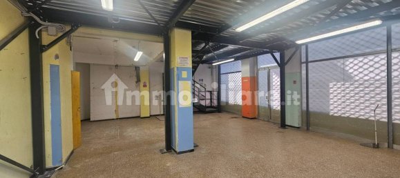  مرآب في Genoa, Italy 80متر مربع رقم 104577 20