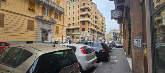  مرآب في Genoa, Italy 80متر مربع رقم 104577 5
