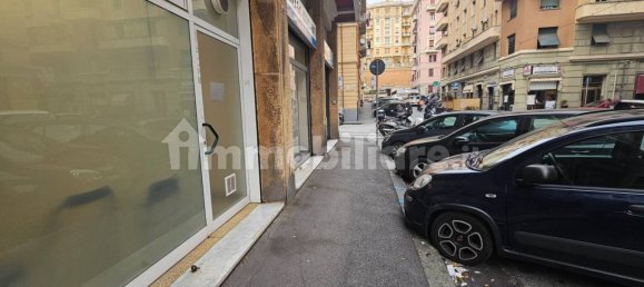  مرآب في Genoa, Italy 80متر مربع رقم 104577 6