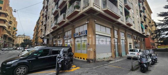  مرآب في Genoa, Italy 80متر مربع رقم 104577 16