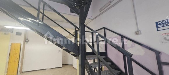  مرآب في Genoa, Italy 80متر مربع رقم 104577 25