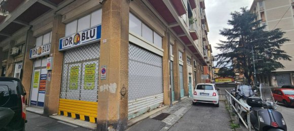  مرآب في Genoa, Italy 80متر مربع رقم 104577 10