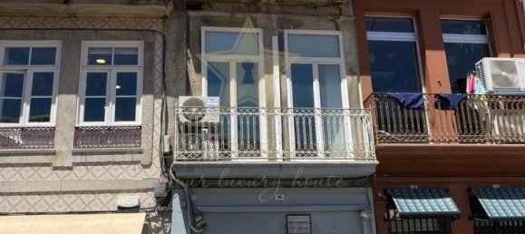 بناية في Porto, Portugal 240متر مربع رقم 133761 15