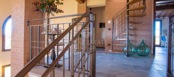 Вилла с 4 спальнями в Лаятико, Италия № 120179 13