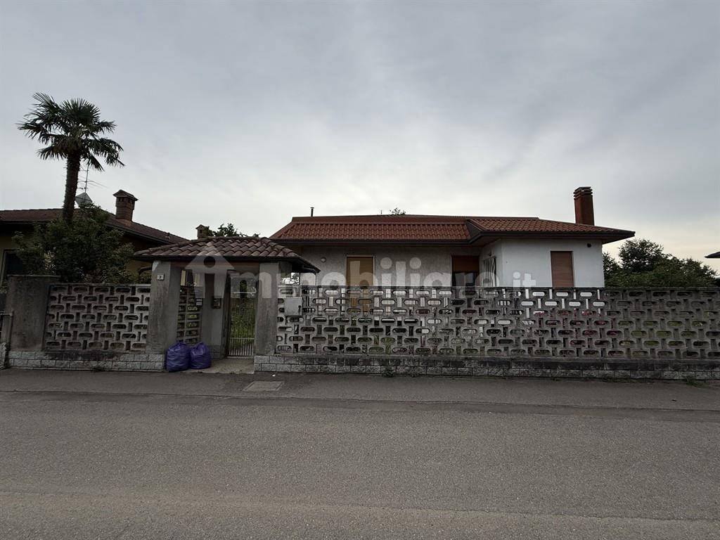 Villa T3 em Magenta, Italy N.º 372663