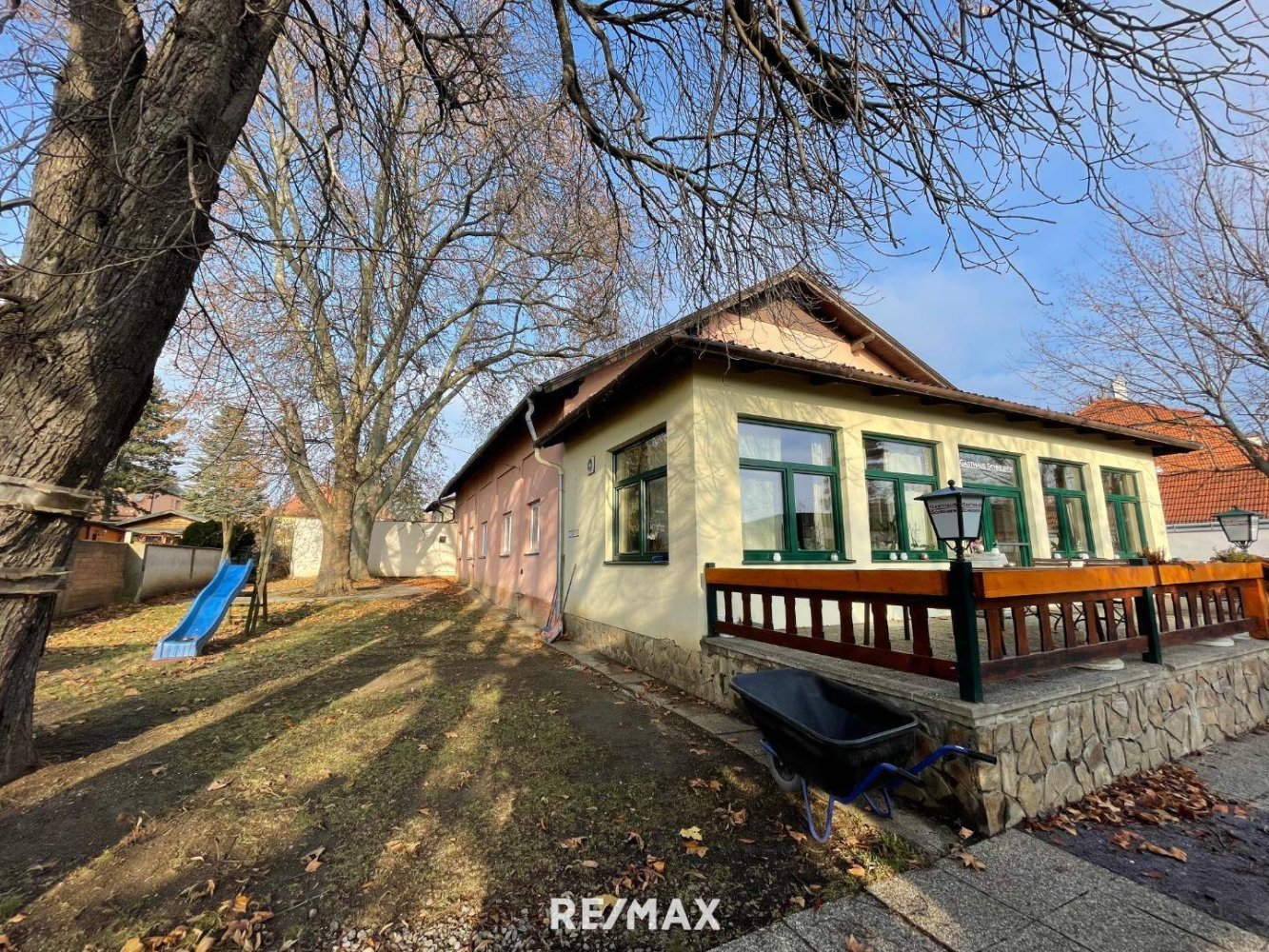 2014m² Land in Poysdorf, Austria No. 76249