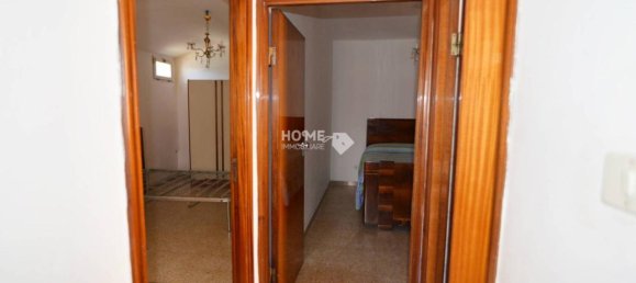 3 rooms Apartment in Urbisaglia, Italy No. 103192 9