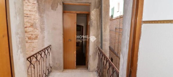 3 rooms Apartment in Urbisaglia, Italy No. 103192 14