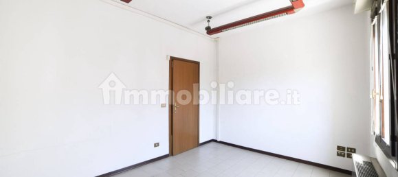 5 rooms Office in Crevalcore, Italy No. 141585 8