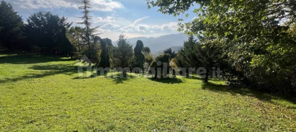 5 bedrooms House in Cantiano, Italy No. 319814 8