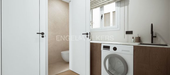 4 bedrooms Apartment in Barcelona, Spain No. 135411 21