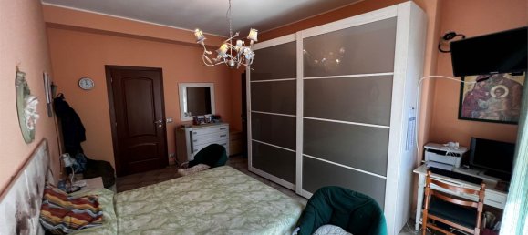 4 bedrooms Apartment in Alba, Italy No. 208816 12