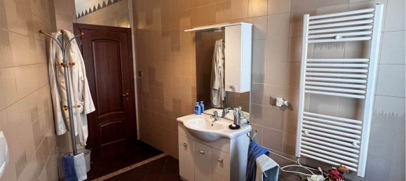 4 bedrooms Apartment in Alba, Italy No. 208816 18