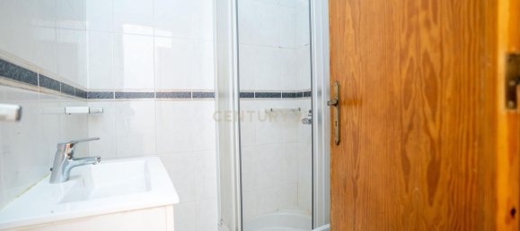 9 غرف نوم بناية في Amadora, Portugal رقم 115907 16