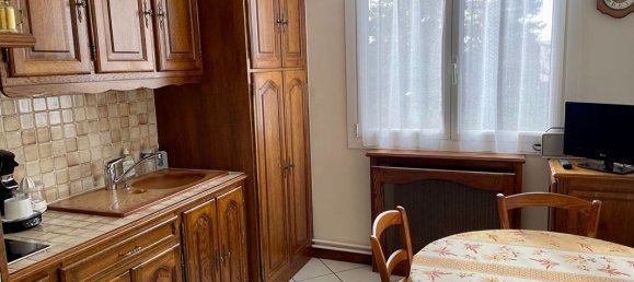 Apartamento de 2 dormitorios en Montmorency, France No. 181593 11