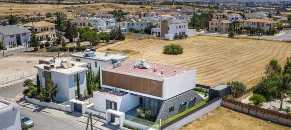 3 bedrooms Villa in Aradippou, Cyprus No. 14741 2