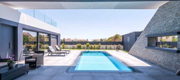 3 bedrooms Villa in Aradippou, Cyprus No. 14741 15