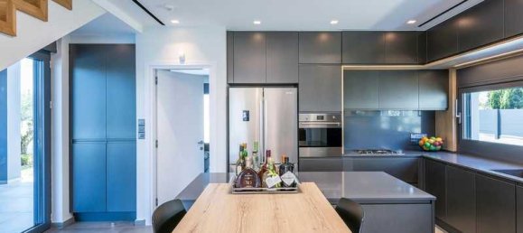 3 bedrooms Villa in Aradippou, Cyprus No. 14741 6