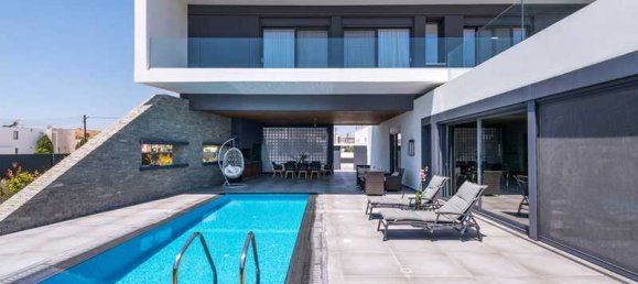 3 bedrooms Villa in Aradippou, Cyprus No. 14741 16