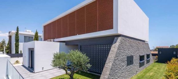 3 bedrooms Villa in Aradippou, Cyprus No. 14741 12