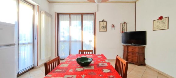 2غرفة شقة في Alba, Italy رقم 200480 7