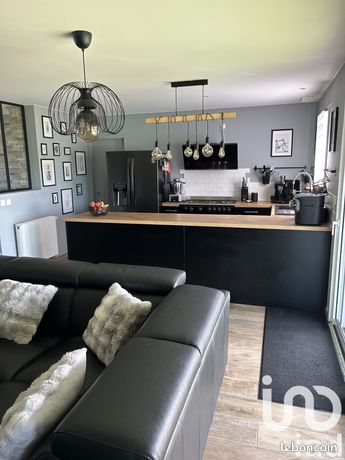 5 bedrooms House in Pernay, France No. 314533