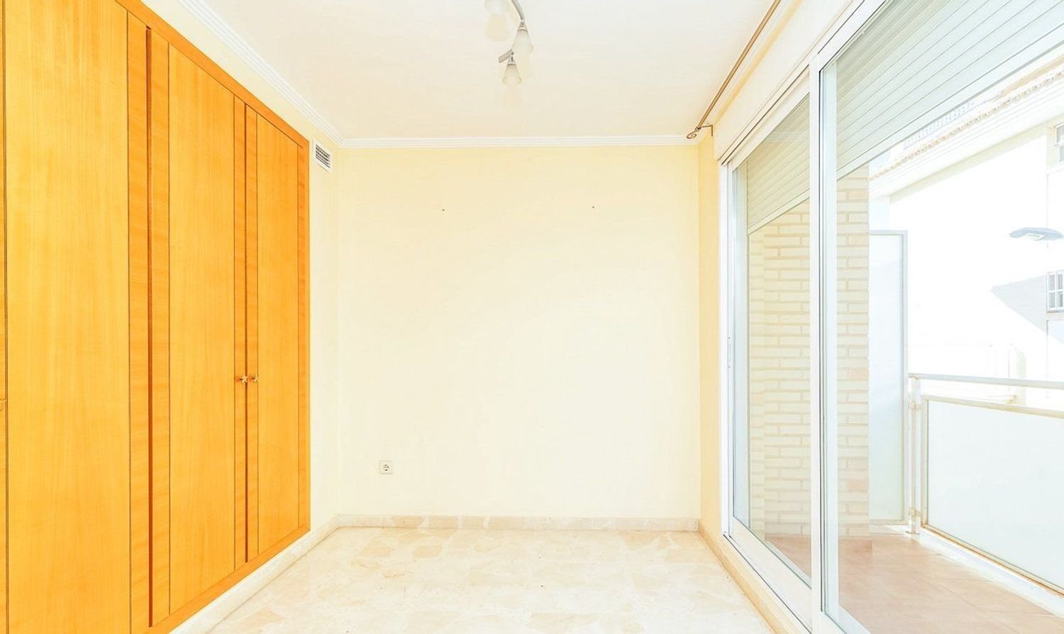 5 bedrooms House in Alboraya, Spain No. 168071