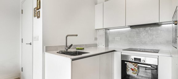 1 bedroom Apartment in London, United Kingdom No. 8725 9