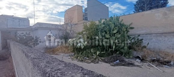 Villa de 2 dormitorios en Taranto, Italy No. 304653 3