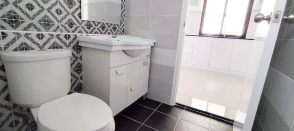 2 bedrooms Cafe / restaurant in Bang Sare, Thailand No. 25477 19