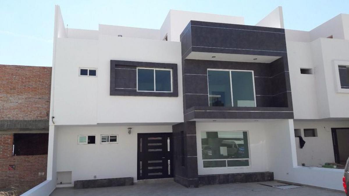 4 bedrooms House in Queretaro, Mexico No. 160502