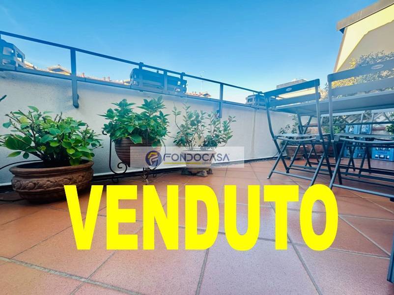 2 rooms Apartment in Milan, Italy No. 246247