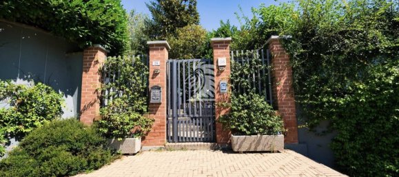 4 bedrooms Villa in Scurzolengo, Italy No. 292603 9