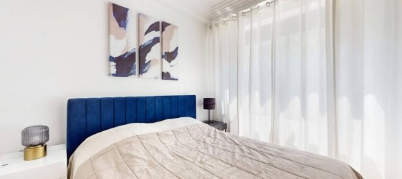 2 bedrooms Apartment in Courbevoie, France No. 299582 4