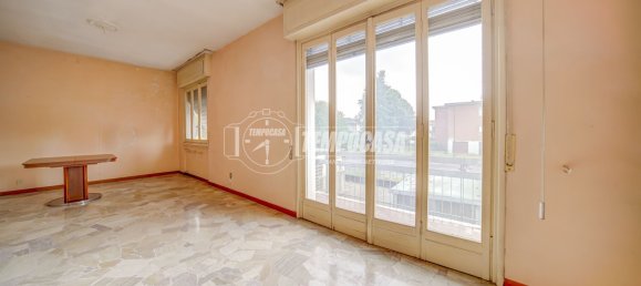 2 bedrooms Apartment in Cassano Magnago, Italy No. 328713 8
