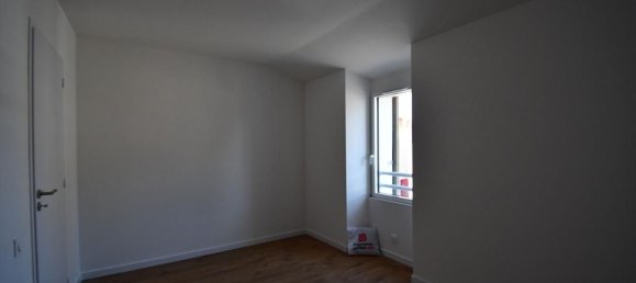 3 bedrooms House in Le Pallet, France No. 98322 9