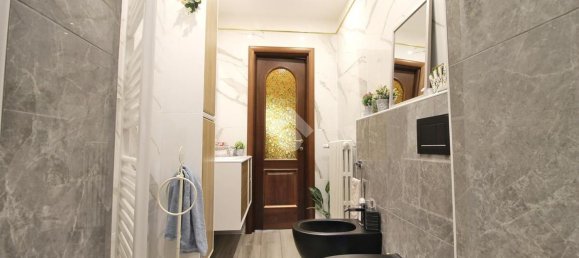 3 rooms Apartment in Mariano Comense, Italy No. 274028 13