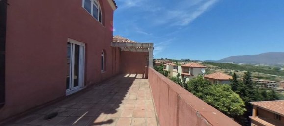 3 bedrooms Apartment in La Duquesa, Spain No. 87774 8