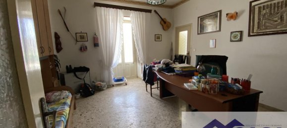 4 rooms Apartment in Monreale, Italy No. 146541 10