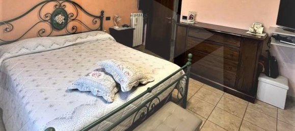 Apartamento de 3 divisões em Fiorano Modenese, Italy N.º 28654 8